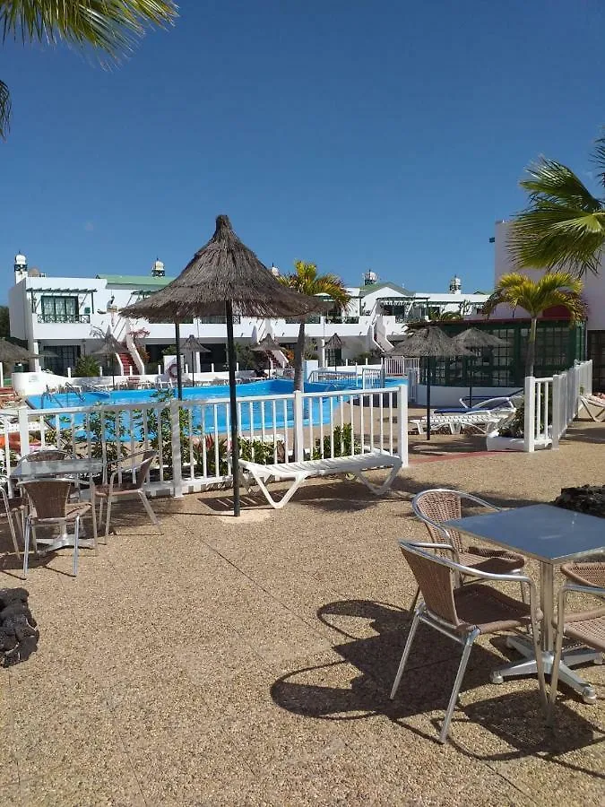 Apartment La Vela Azul -Pool & Tennis - Free Ac &Good Wifi- Smart Tv Puerto del Carmen  0*, Puerto del Carmen (Lanzarote)